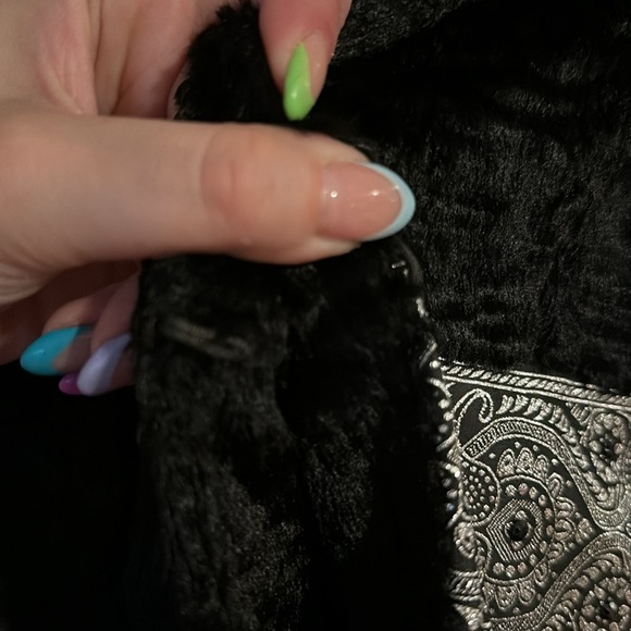 Heart Moon Star Luxurious Black Teddy Jacket - Picture 10 of 12